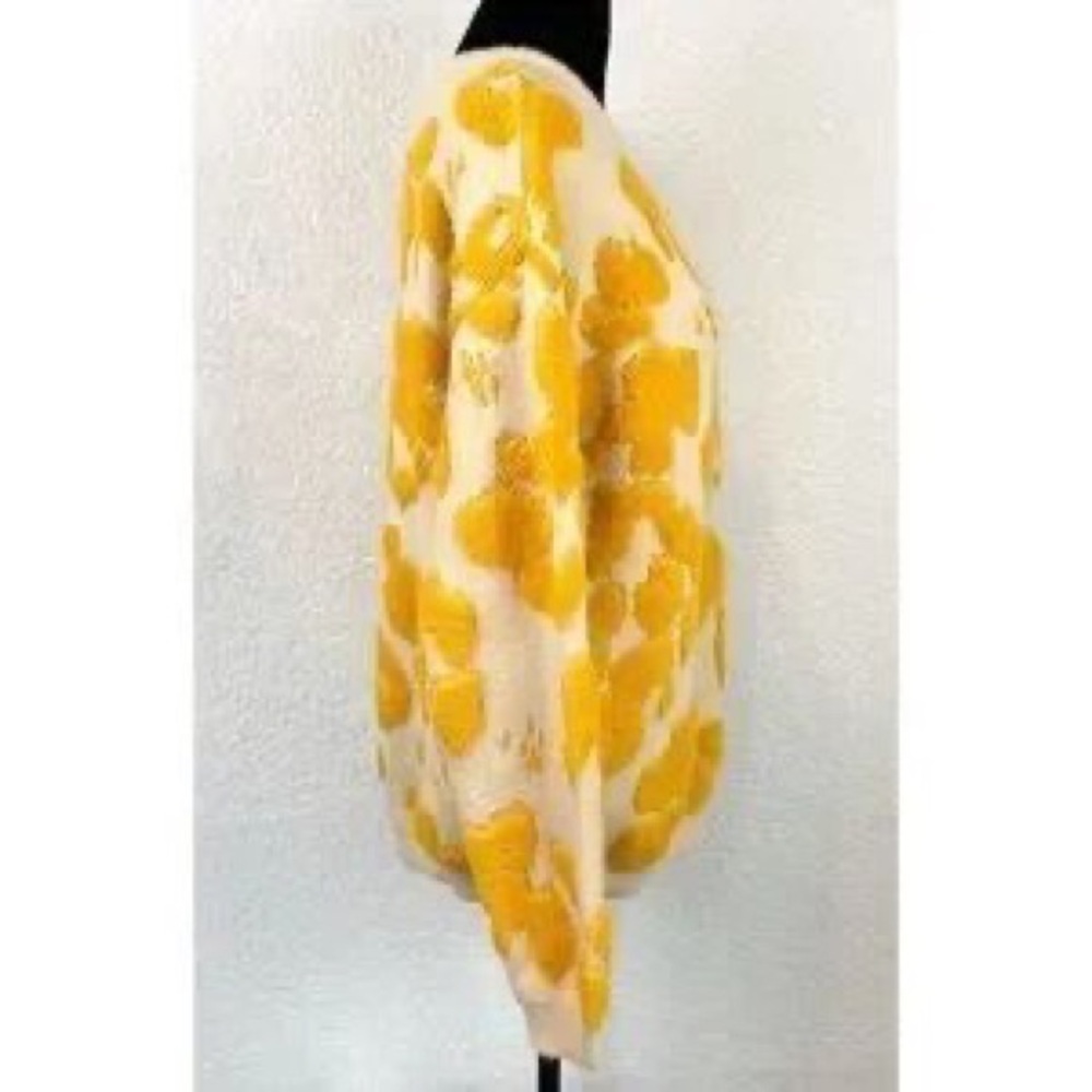 💥Cream and Orange⚡️ Fuzzy